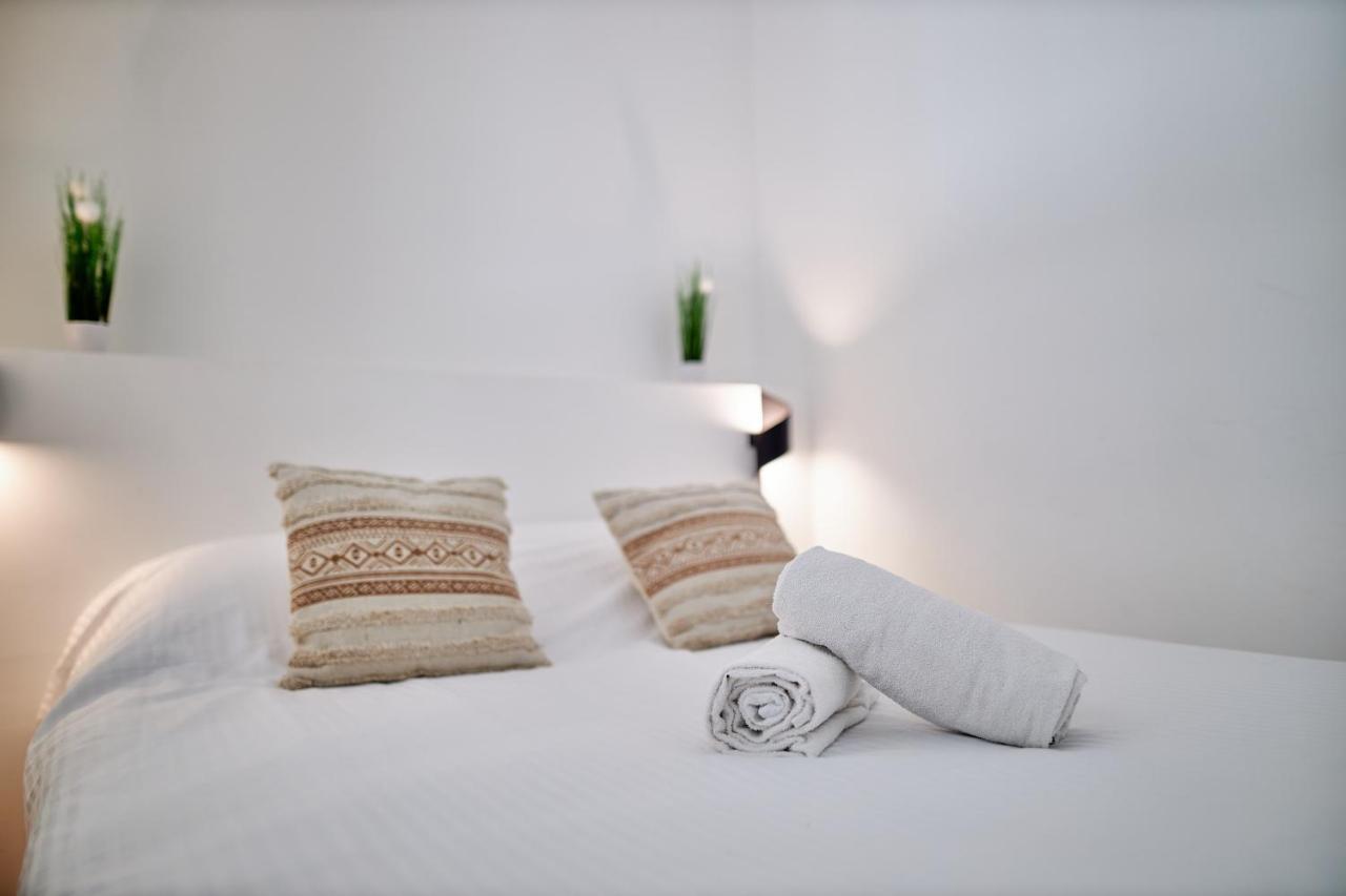 Apartamento Le Colonel - Terrasse Parking Gratuit Reims Exterior foto